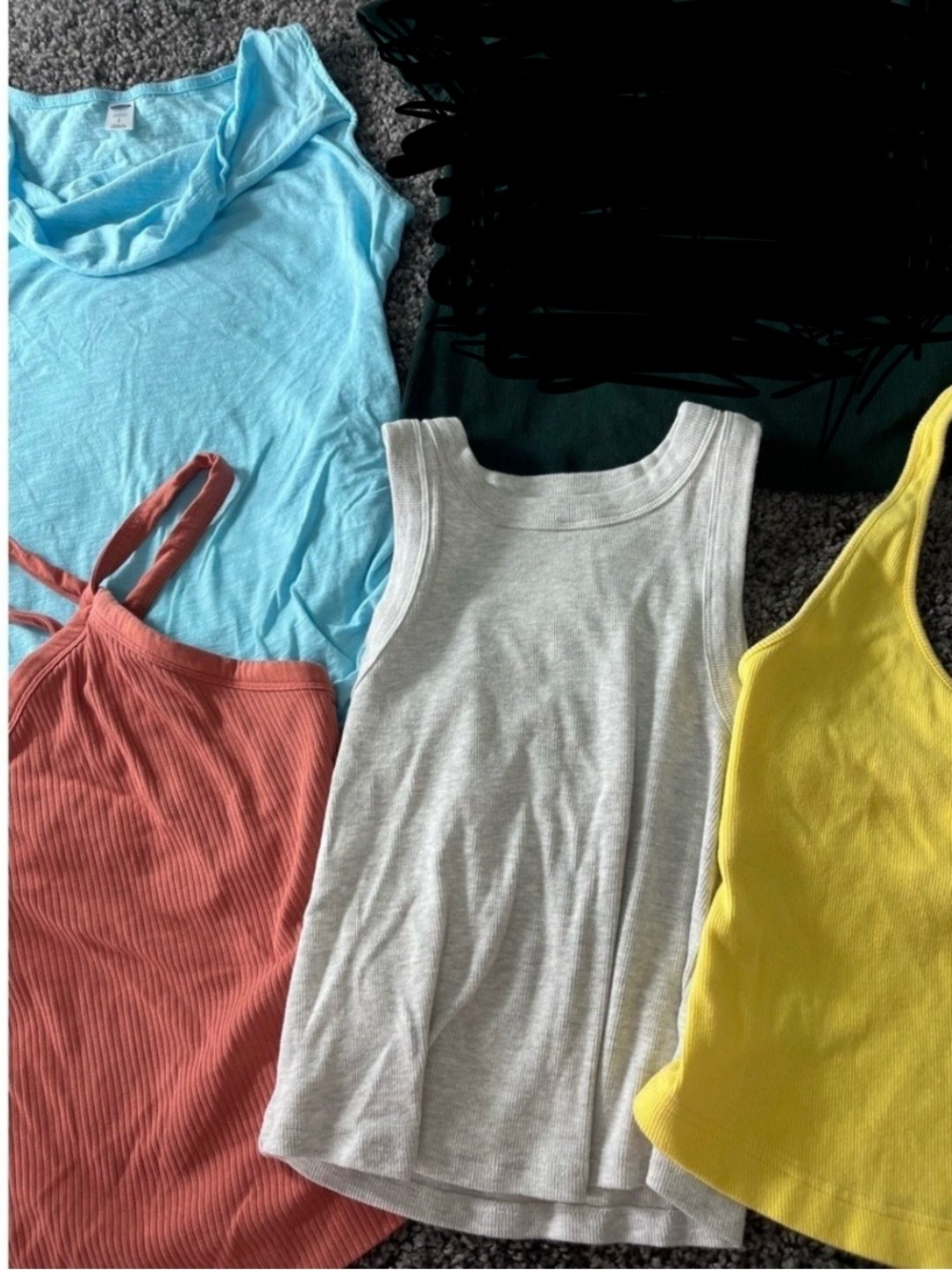 Bundle 4 Old Navy Tank Tops - Coral, Light Blue, Gray, Yellow